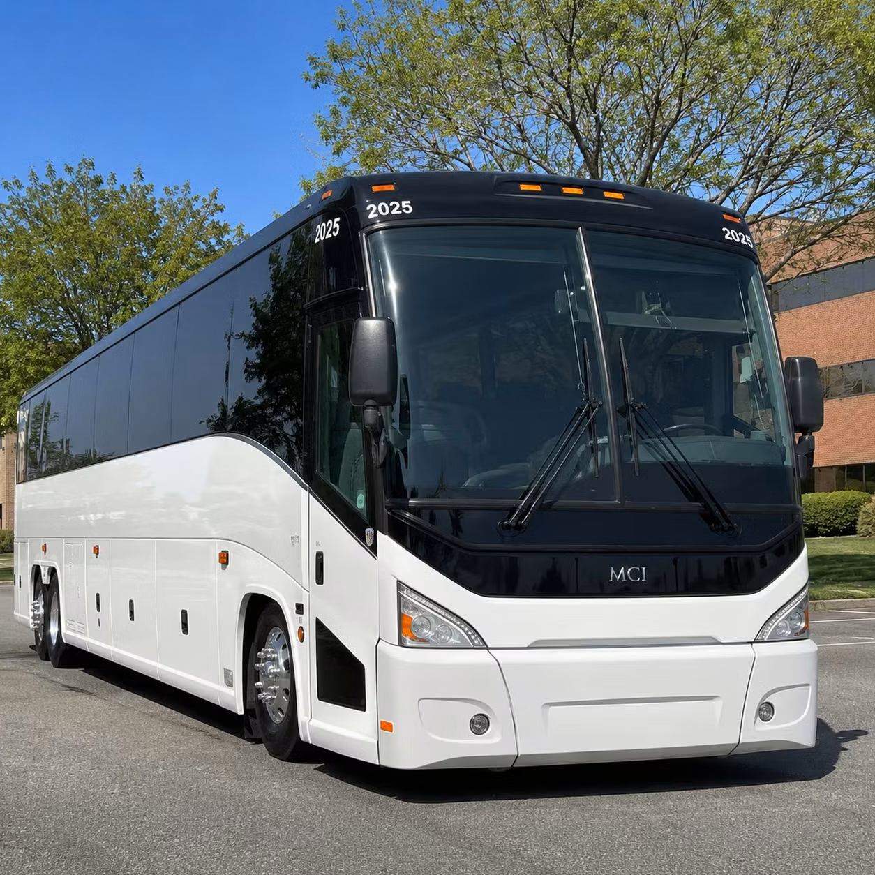 bachelorette party and birthday concert bus rentals in overland park