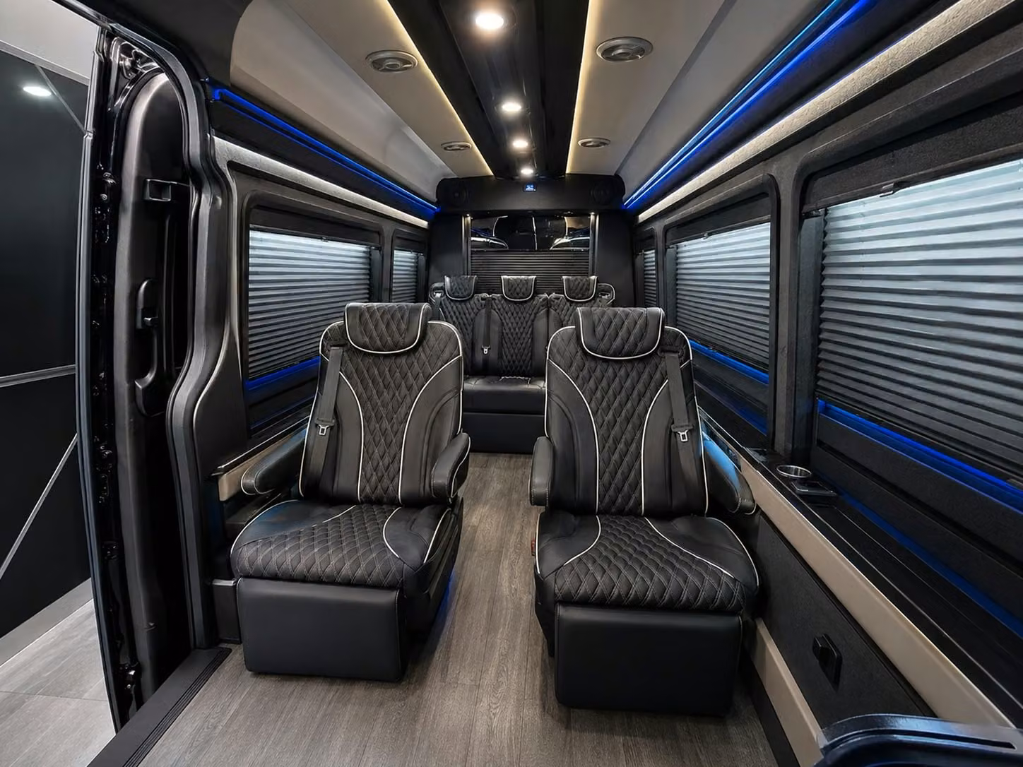 no two overland park workforces commute the same way so your shuttle shouldn t either