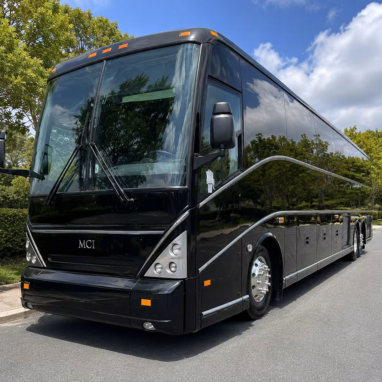 wedding guest shuttle buses in overland park make your big day seamless